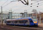 Flirt der Cantus-Bahn (427 054) verlässt pünktlich Kassel-Wilhelmshöhe in Richtung Fulda (28.03.2015).