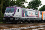 187 014 von Captrain mit Akiem werbung. 16.06.2016 bei Bielefeld