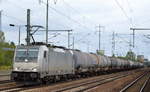 CTL Logistics GmbH mit der akiem  186 263-0   [NVR-Number: 91 80 6186 263-0 D-AKIEM] und Kesselwagenzug am 13.09.18 Bf. Flughafen Berlin-Schönefeld.