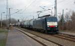 ES 64 F4 - 207 der CTL zieht am 12.02.11 einen Kesselwagenzug durch Leipzig-Thekla Richtung Eilenburg.