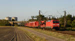 152 115 mit einem Hilfszug in Richtung Karlsruhe.(Waghäusel-Wiesental 19.9.2020).