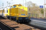 Und hier von hinten: 203 301-7 mit Schienenprfzug am 22.04.2010 in Bottrop Hauptbahnhof; Am Anfang des Zuges war 203 307-4
