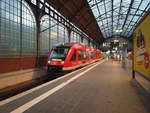 Der vorletzte Zug aus Travemünde ist gerade in Lübeck eingefahren und fährt nun in die Abstellung. 16.06.2020