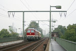 DGT 232 550 auf einer der Vorfluterbrücken der Kölner Südbrücke.
Aufnahmedatum: 08.08.2009