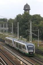 Der Vogtlandexpress rollt Richtung Osten in Krze am S-Bahnhof Ostkreuz vorbei.