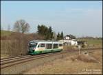 VT19(642 319) der Vogtlandbahn ist hier als VBG12959 Zwickau(Sachs) Hbf - Cheb (CZ) unterwegs in Limbach(Vogtl), 04.03.09.