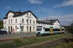 Am 07.09.2012 wartet VT57 (650 157) der VBG im Bf Weischlitz. Er wird als 94428 (Fplo-Nr. für 81028) nur bis Barthmühle fahren, ab da war SEV bis Elstergerg.