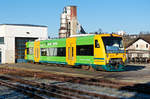 VT650.70 im Bahnhof Viechtach vor der Werkstatt. 31.12.2016