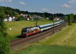 183 001 mit einem ALX nach Hof am 18.05.2013 bei Ergoldsbach.