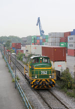 Auf den Gleisanlagen des Dortmunder Hafens konnte ich Lok 752 der Dortmunder Eisenbahn dokumentieren.