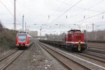 422 530-6 als S6 und Efw 203 006-2 in Düsseldorf Rath, am 23.03.2016.