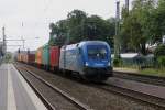 182 912-6 der MWB/EVB mit Containerzug in Fahrtrichtung Norden.