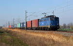 140 876 der EGP führte am Morgen des 23.03.19 einen Containerzug durch Braschwitz Richtung Magdeburg.