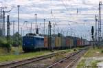 140 824-4 EGP - Eisenbahngesellschaft Potsdam mbH mit einem Containerzug in Stendal. Nach einem Betriebshalt im Güterbahnhof ging die Fahrt in Richtung Magdeburg weiter. 03.07.2014 