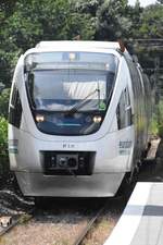 RHEDA-WIEDENBRÜCK (Kreis Gütersloh), 03.07.2017, VT2.11 der Eurobahn als RB67 nach Bielefeld Hbf bei der Einfahrt in den Bahnhof Rheda-Wiedenbrück