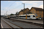 Zugkreuzung der Eurobahn am 29.07.2016 um 17.32 Uhr im Bahnhof Brackwede:  Links hält ET 5.12 nach Münster und rechts steht ET 5.04 nach Bielefeld.