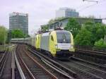 Bei unserem Wochenend-Ausflug vom Eisenbahnverein nach Hamburg konnten wir im Mai 2004 den Flex mit Taurus-Doppeltraktion bewundern.