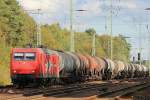 HGK 145-CL 011 mit einem Heizlkesselwagenzug auf dem sdlichen Berliner Auenring  bei Diedersdorf am 14. Oktober 2012.    