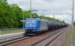 Ein weiterer Kesselwagenzug war am 20.05.13 mit der blau/silbernen 185 523 bepannt. Auch er durchfuhr aus Richtung Wittenberg kommend Burgkemnitz in Richtung Bitterfeld.
