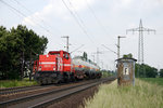 Mit dem sogenannten Blausäurezug wurde HGK DE 73 im Hürther Südosten fotografiert.
Aufnahmedatum: 07.06.2006