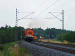 Zwei V100 der hvle Fuhren am 05.07.13 mit dem Container durch Oberjssnitz/V.