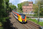 HLB 1440 157 (ET 157) ist als RB75 von Wiesbaden Hbf nach Aschaffenburg unterwegs und erreicht hier gerade die Mainzer Südbrücke. (05.05.2023)