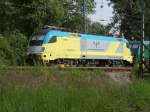 Siemens Dispolok ES64U2-025 im Auuftrag der Karsdorfer Eisenbahn Gesellschaft hat im GBF Hohe Schaar Feierabend.