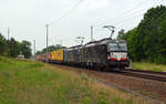193 672 und 193 669 schleppten am 10.06.18 einen KLV-Zug für TX Logistik durch Burgkemnitz Richtung Wittenberg.
