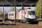 ES 64 U2-021 durchfährt mit einem IC Hamburg-Harburg 20.4.2016