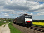 MRCE/Dispolok ES 64 F4-454 (189 454) am 04.05.16 bei Walluf mit Schiebewandwagen