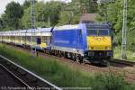 E-Lok 146 522-8 mit dem Interconnex aus Warnemnde am S-Bahnhof Borgsdorf vorbei fahrend.
07. Juli 2011