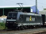 BR 185 572 der Rail4Chem durchfhrt Efringen-Kirchen in Richtung Freiburg am 28.08.2008.