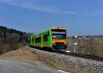 650 661 (VT 26) + 650 655 (VT 20) als RB nach Bayerisch Eisenstein am 02.04.2013 bei Triefenried.