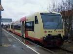 HzL (Hohenzollerische Landesbahn) VT 203 und 204 (Stadler Regio-Shuttle RS1 - DB BR 650) steht am 29.03.2009 in Aulendorf zur weiterfahrt Richtung Sigmaringen - Tbingen berei