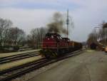 Ein Gterzug der HzL war am Nachmittag des 04.04.2013 auf dem Weg nach Gammertingen, als er im Bahnhof Hechingen Landesbahn beschleunigte.