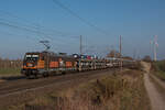 187 535-0 der HSL mit einem Autozug westwärts in Niederndodeleben.