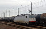 186 137 der ITL brachte am 07.04.17 einen Kesselwagenzug nach Bitterfeld. Hier wartet sie auf ihre Rangierfahrt zur Abstellung.