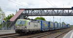 ITL - Eisenbahngesellschaft mbH, Dresden [D] mit  193 892-7  [NVR-Nummer: 91 80 6193 892-7 D-ITL] und Taschenwagenzug am 12.05.20 Bf. Saarmund.