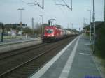 1116 238-5 mit Kesselwagenzug durch Hmelerwald.
27.04.2008