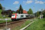 ITL 185 598-0 mit einem Autotransportzug Richtung Tschechien bei Kurort Rathen, 24.04.2014.