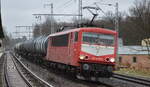 Leipziger Eisenbahnverkehrsgesellschaft mbH, Delitzsch mit  155 078-9  [NVR-Nummer: 91 80 6155 078-9 D-LEG] und Kesselwagenzug am 16.02.22 Berlin Buch.