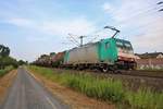 LOCON 186 133-5 mit Kesselwagen am 26.07.19 in Rodenbach (Main Kinzig Kreis) 