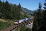 185 665 + 186 106 mit einem umgeleiteten KLV Zug am 08.09.2012 bei Bad Hofgastein.