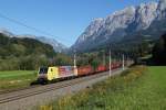 189 907 mit einem Gterzug am 09.09.2012 bei Pfarrwerfen.