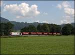 TO YOUR ADVANTAGE: 185 665 rauscht mit dem  WINNER-Express , Verona - Wuppertal-Langerfeld, durch das Inntal. (06.08.2009)
