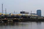 Trotz des Verlustes der Leistungen nach Cuxhaven ist Hamburg veiterhin fest in der Hand von Metronom-Zügen.