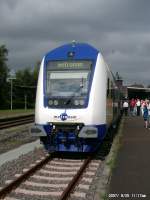 Anllich der Loktaufe in Cuxhaven befindet sich der metronom zur Abfahrt nach Himmelpforten bereit.
Hier ist der Triebkopf zu sehen.
