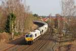 077 012-8 (MEG) zu sehen am 30.03.17 in Marktredwitz. Der Zementzug fährt von Rüdersdorf bei Berlin nach Regensburg.