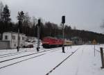 MEG 318 (232 690) fuhr am 11.02.15 mit einem Messzug von Zeitz nach Vojtanov und zurück.
Hier die Ausfahrt in Bad Brambach.