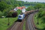 182 911 der Mittelweserbahn am ehemaligen Block Niesig bei Fulda (24.5.2019).